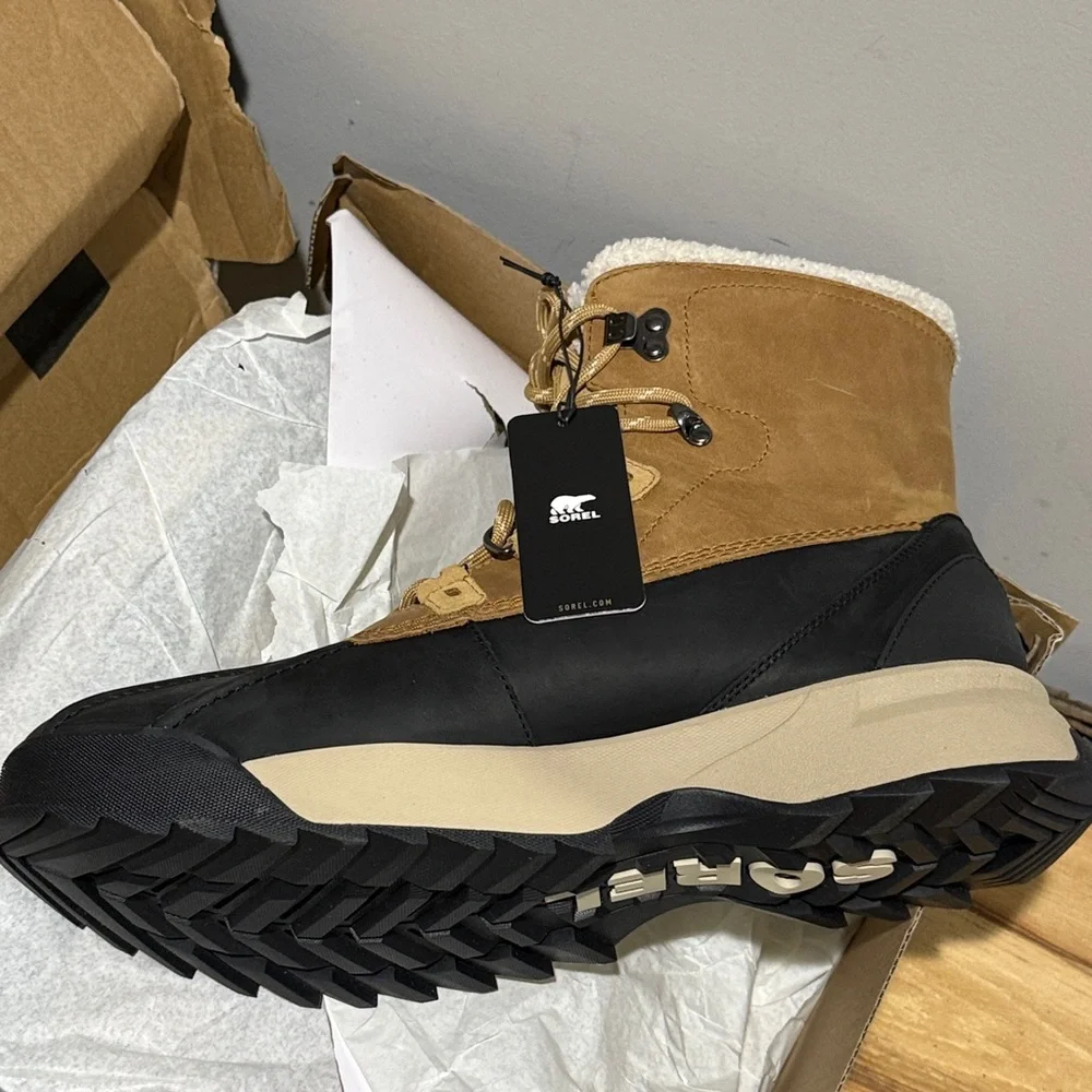 Brand‎ new Sorel Men's Scout 87' Lux Waterproof Boot Size 13